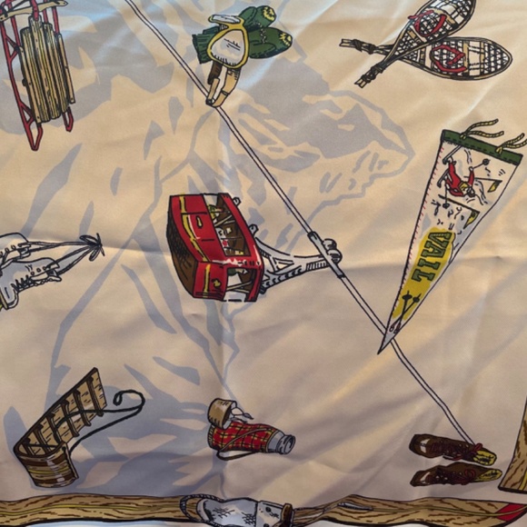 NWOT J.Crew Italian Silk Scarf Vail Colorado Square JCrew - Picture 2 of 5